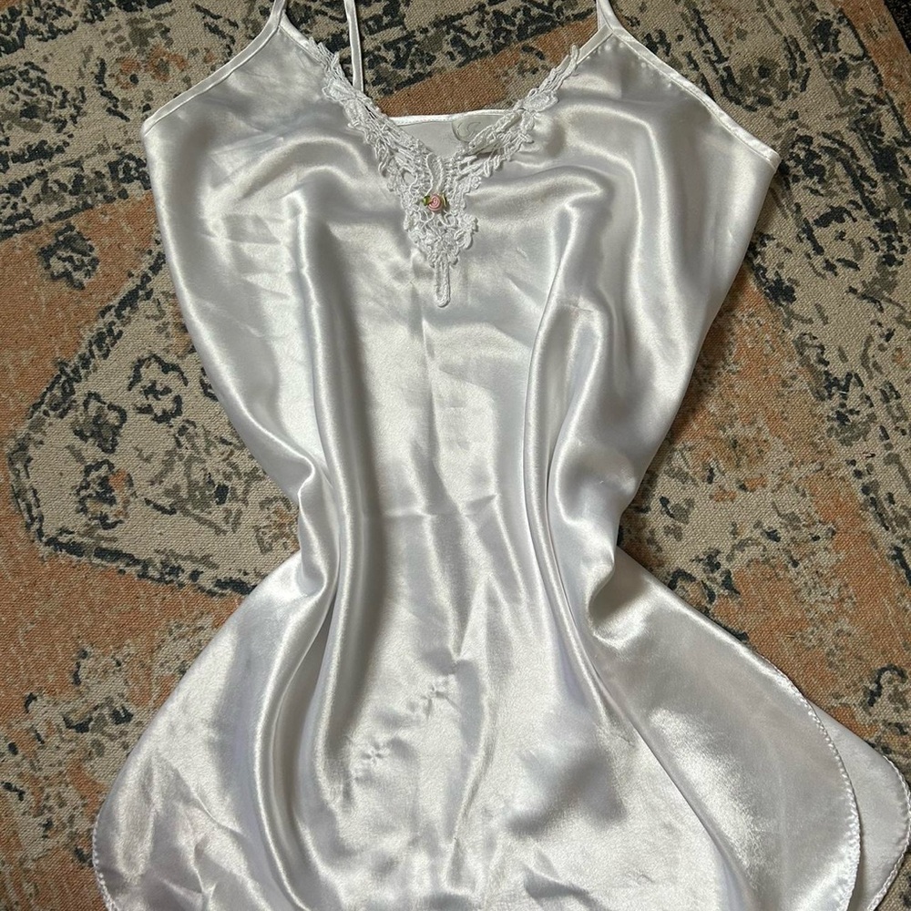 🎀The cutest INNER MOST slip 🎀